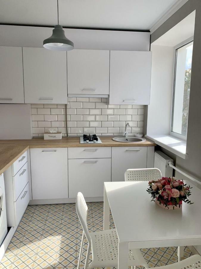 Sisters Apartment Ukr Chernihiv Exterior photo